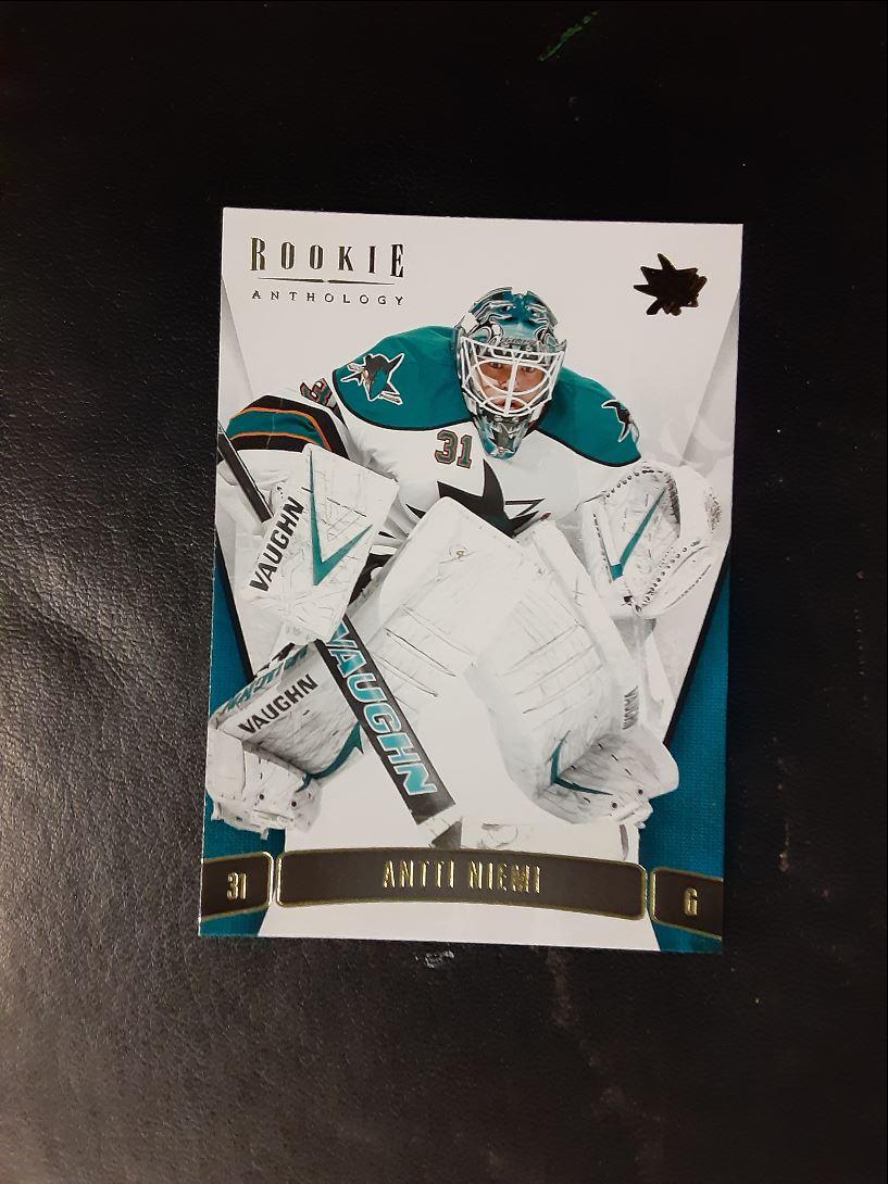 2011 Panini Rookie Anthology Antti Niemi